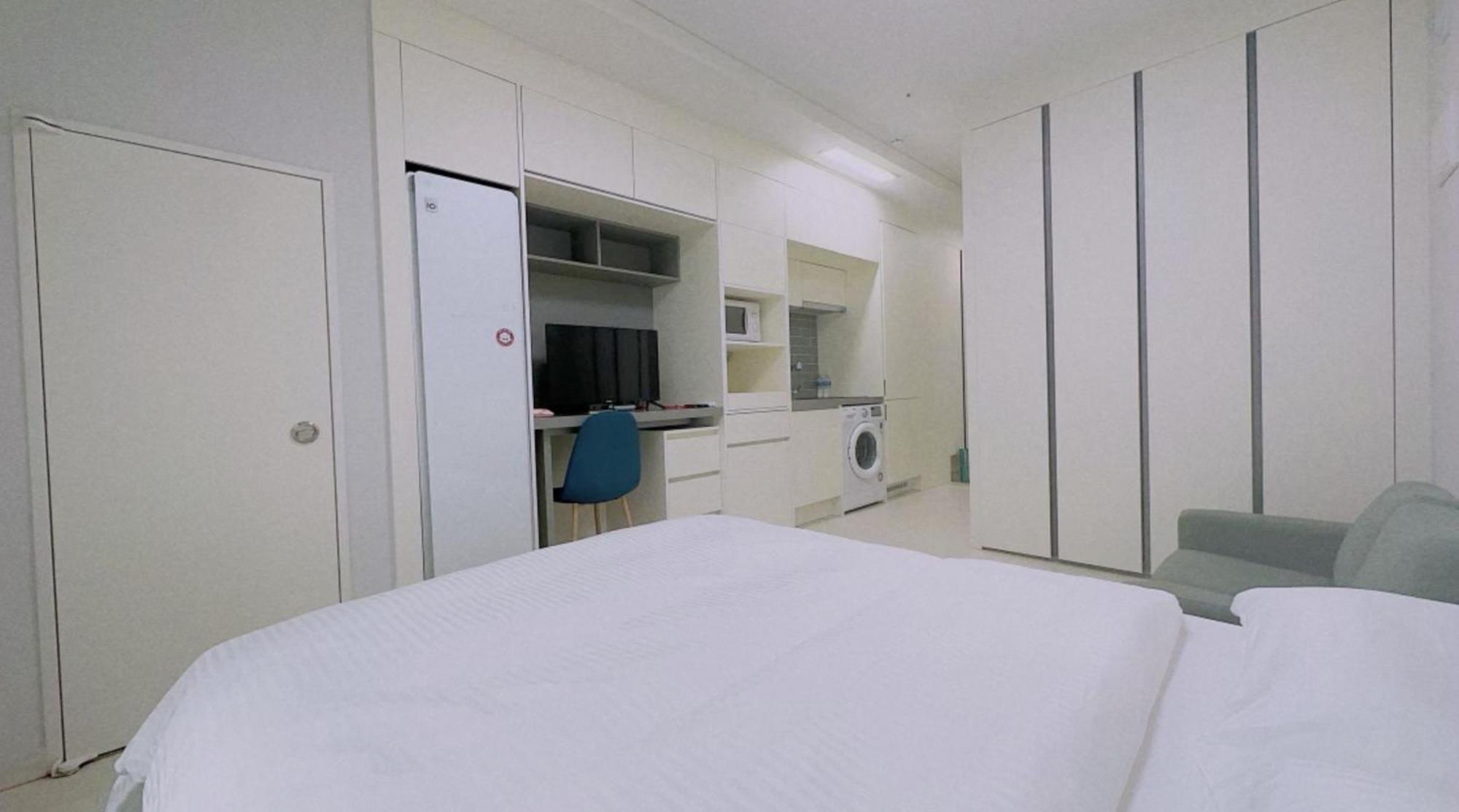 The Time Hotel Incheon Airport Exterior photo
